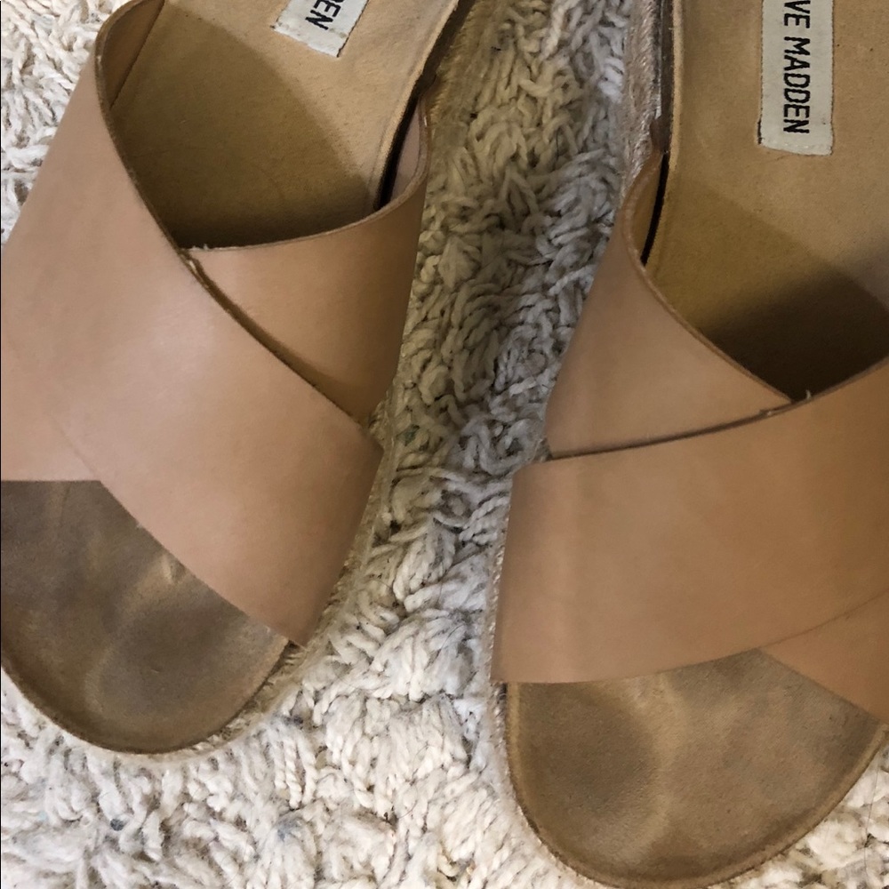 Steve Madden - Picture 3 of 6